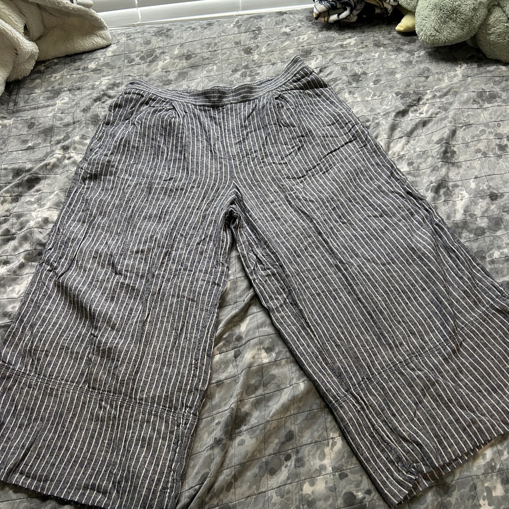 Banana Republic Navy & White Striped Linen-Blend Pants